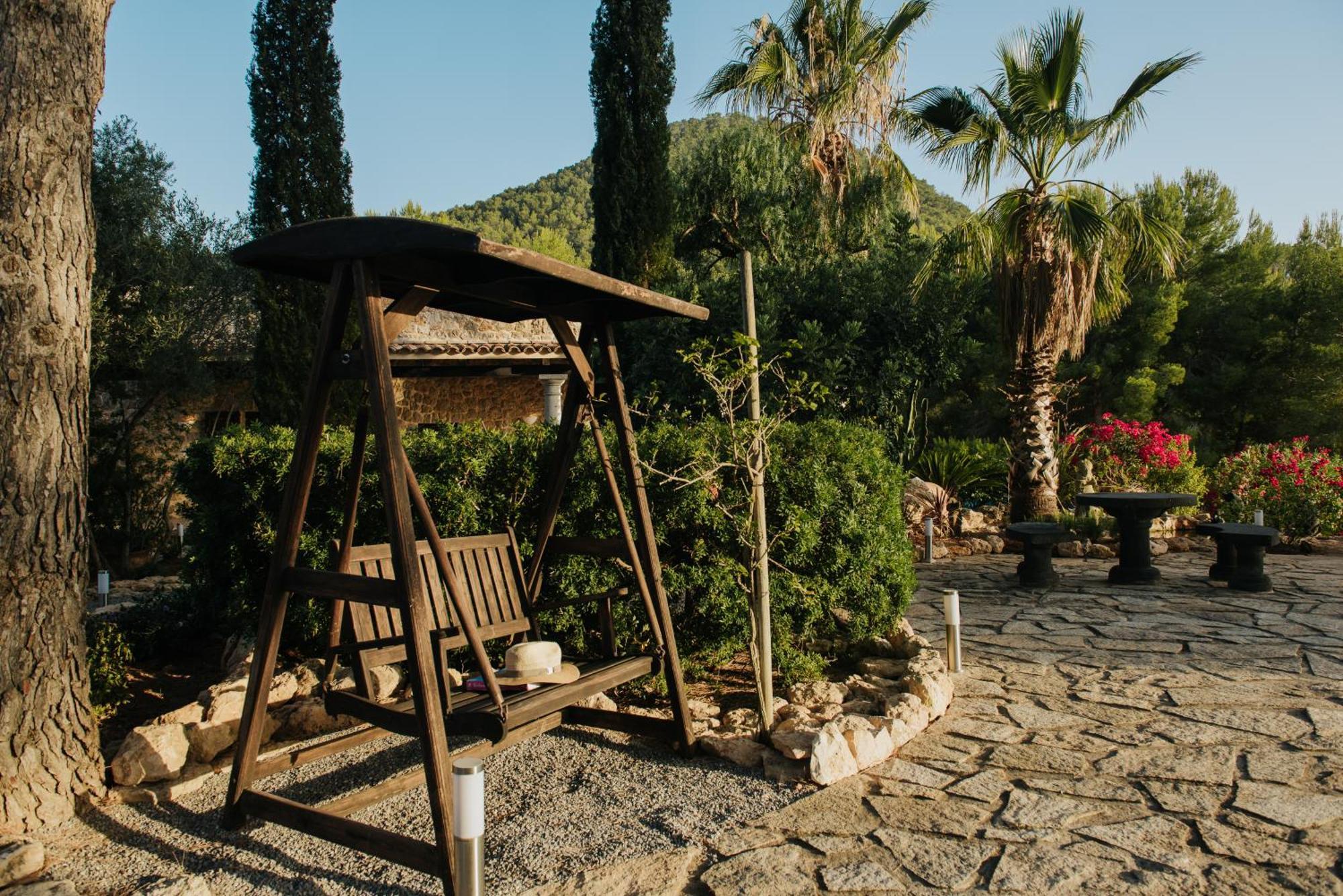 Villa & Guesthouse Paissa D'En Bernat カラ・タリダ エクステリア 写真