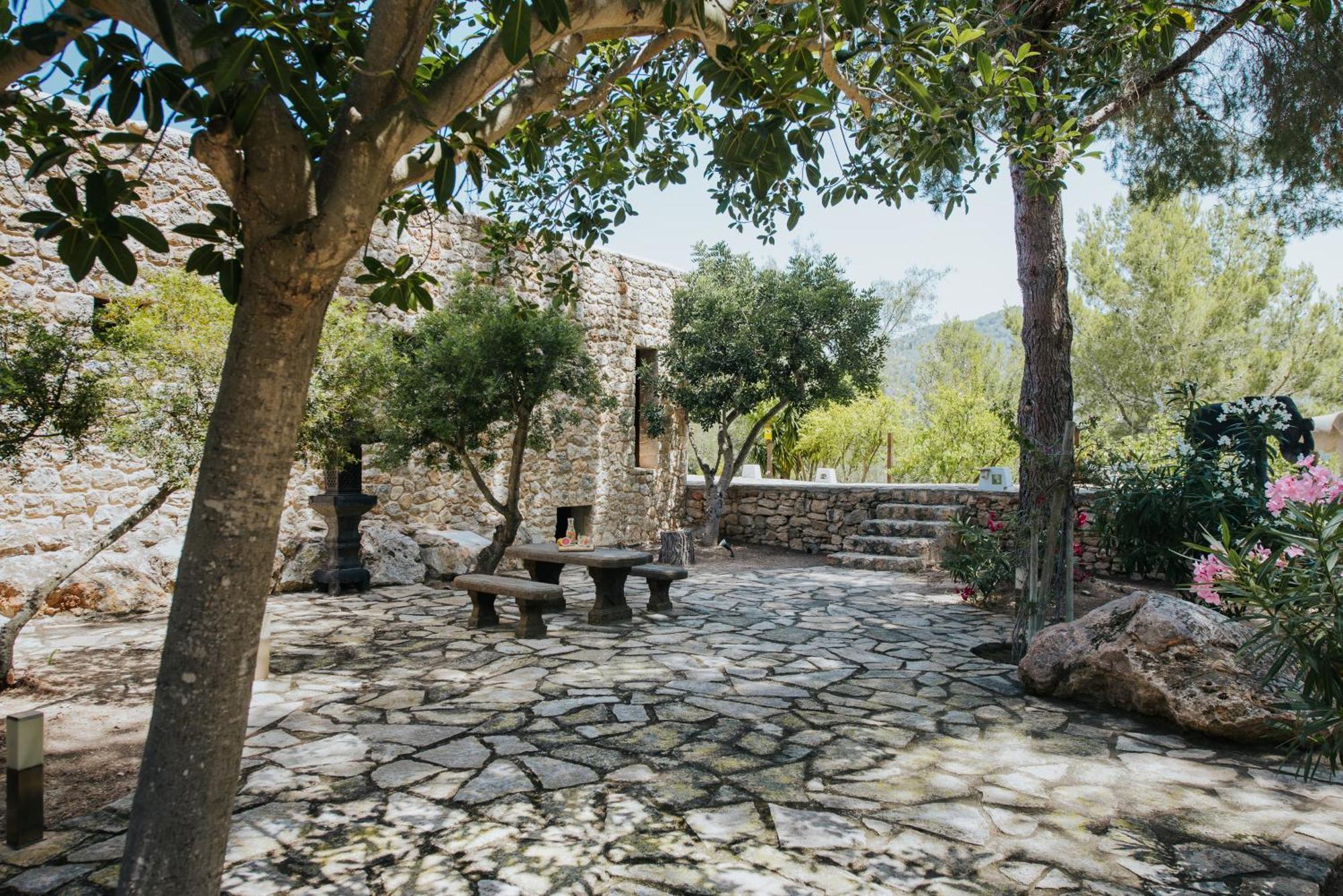 Villa & Guesthouse Paissa D'En Bernat カラ・タリダ エクステリア 写真