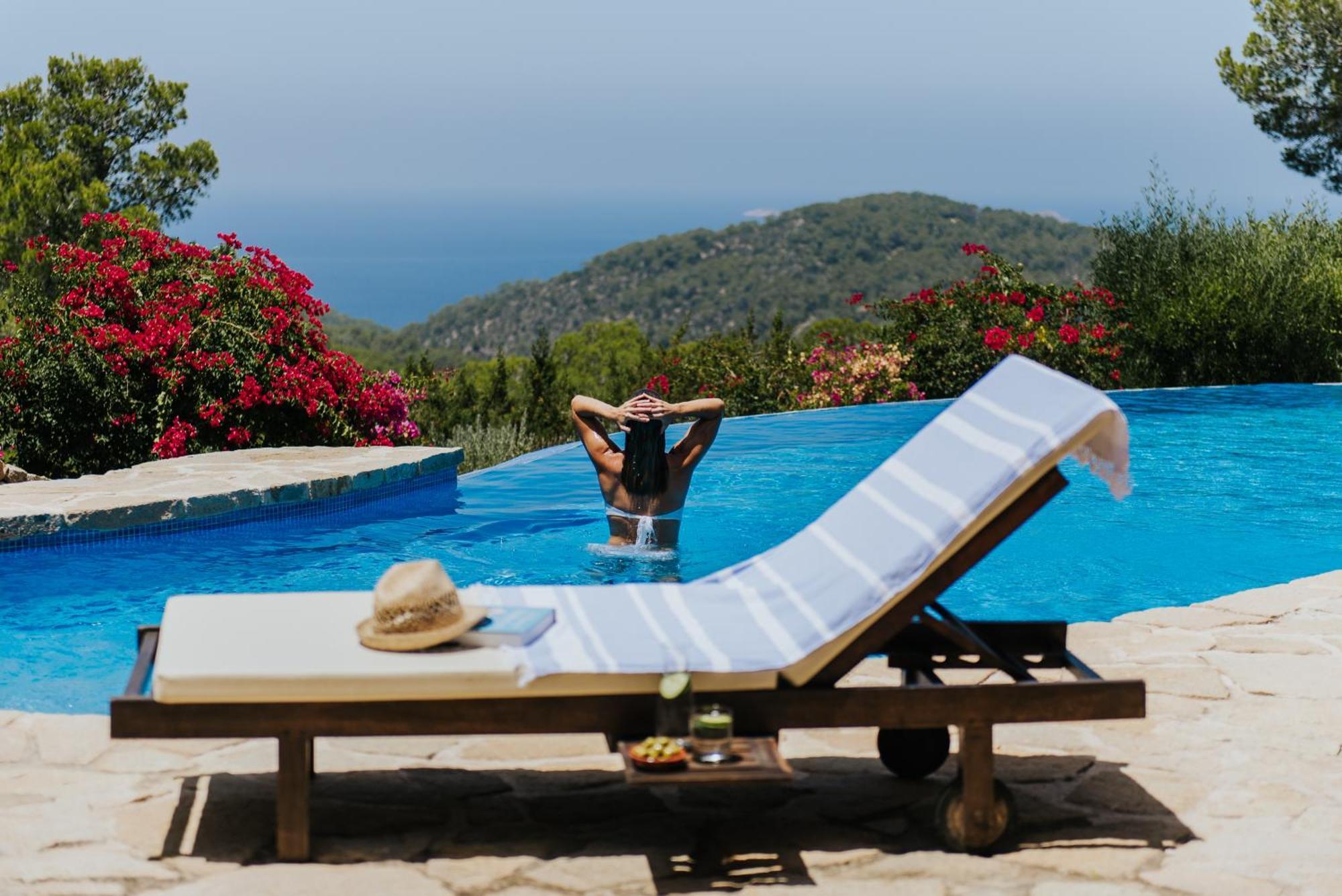 Villa & Guesthouse Paissa D'En Bernat カラ・タリダ エクステリア 写真