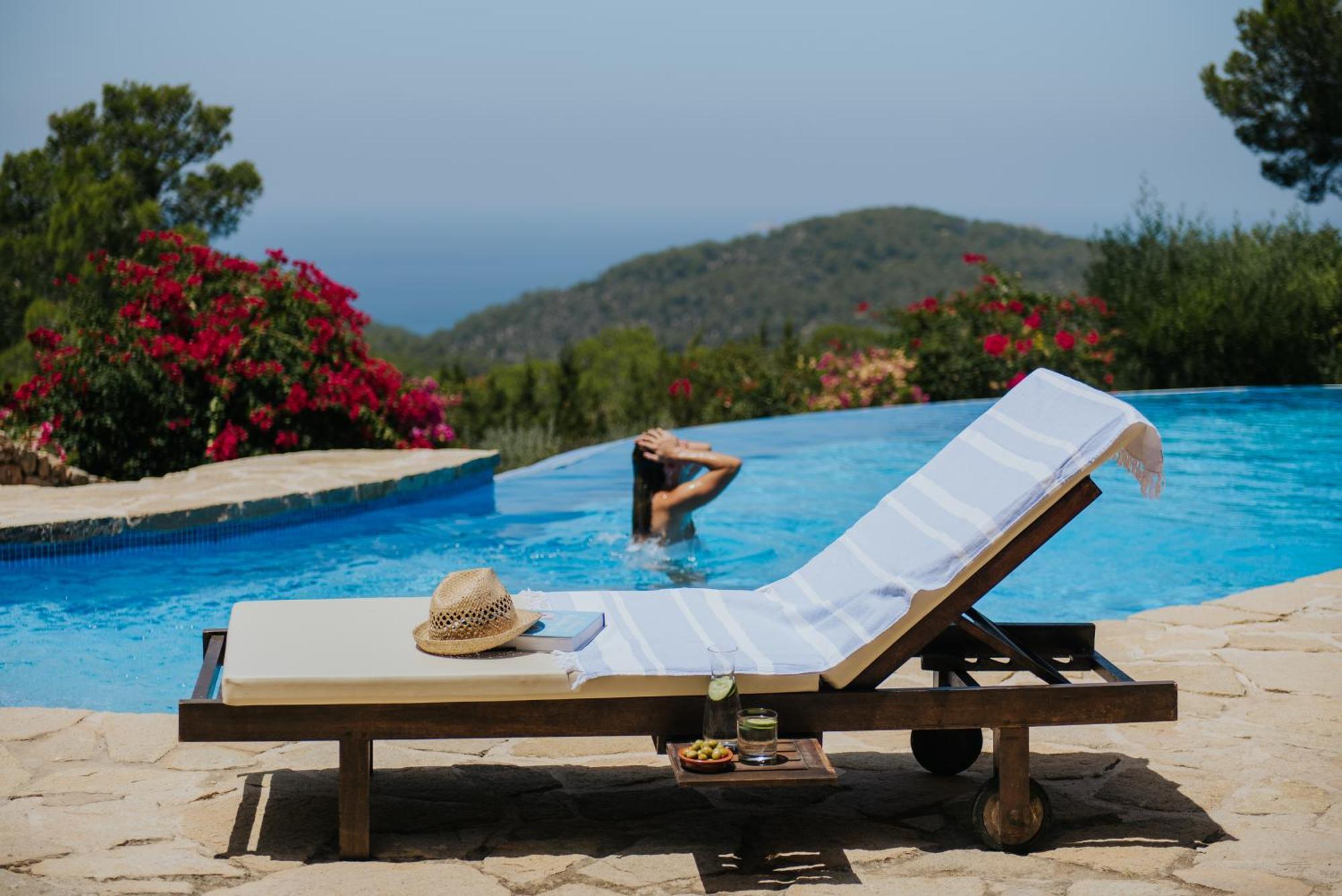 Villa & Guesthouse Paissa D'En Bernat カラ・タリダ エクステリア 写真