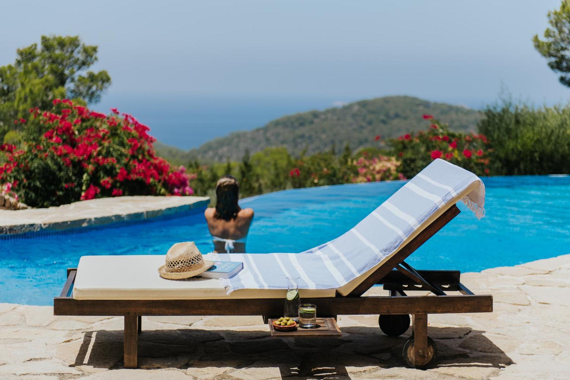 Villa & Guesthouse Paissa D'En Bernat カラ・タリダ エクステリア 写真