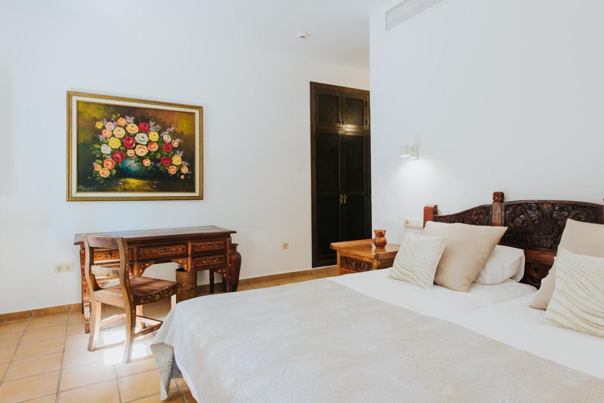 Villa & Guesthouse Paissa D'En Bernat カラ・タリダ エクステリア 写真