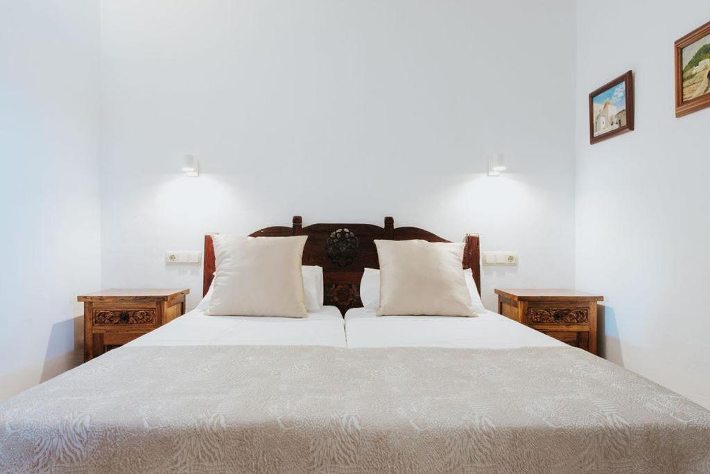 Villa & Guesthouse Paissa D'En Bernat カラ・タリダ エクステリア 写真