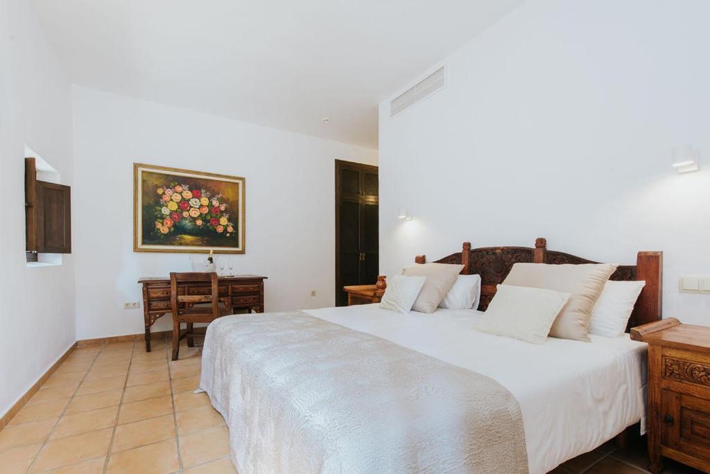 Villa & Guesthouse Paissa D'En Bernat カラ・タリダ エクステリア 写真